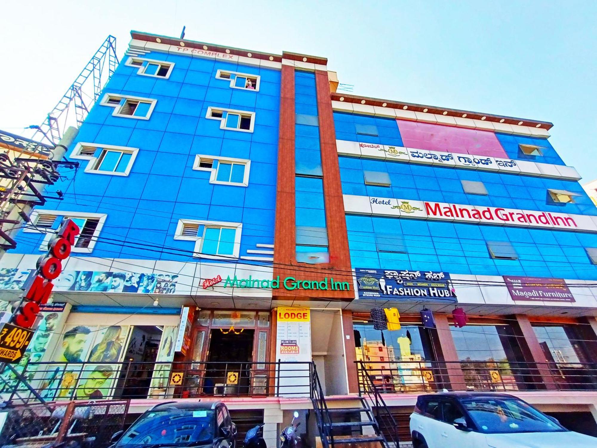 Hotel Malnad Grand Inn Kumbalgod Exterior photo
