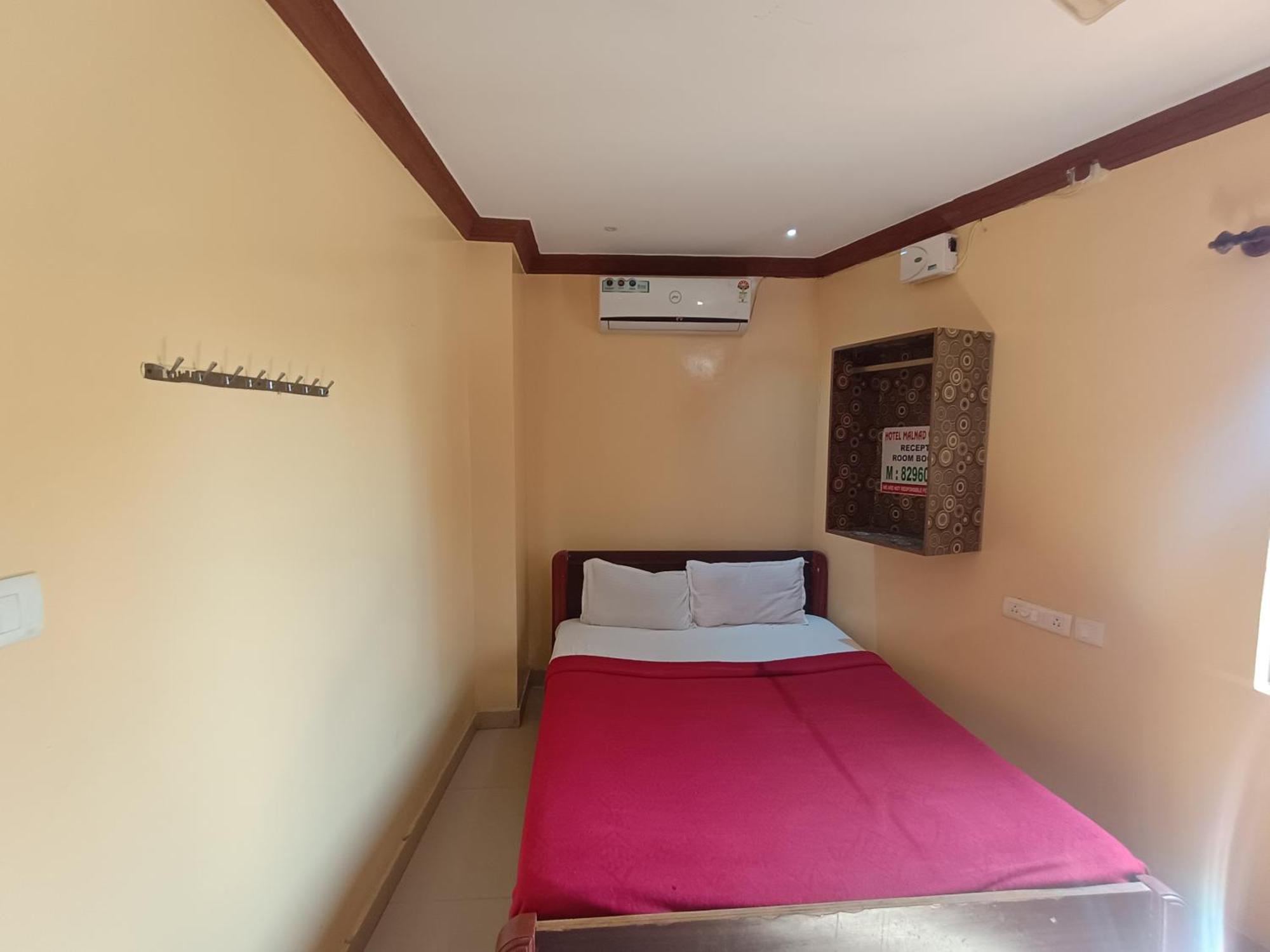 Hotel Malnad Grand Inn Kumbalgod Exterior photo