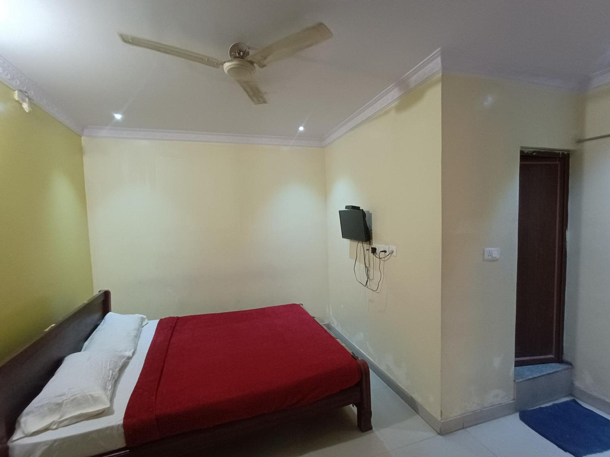 Hotel Malnad Grand Inn Kumbalgod Exterior photo