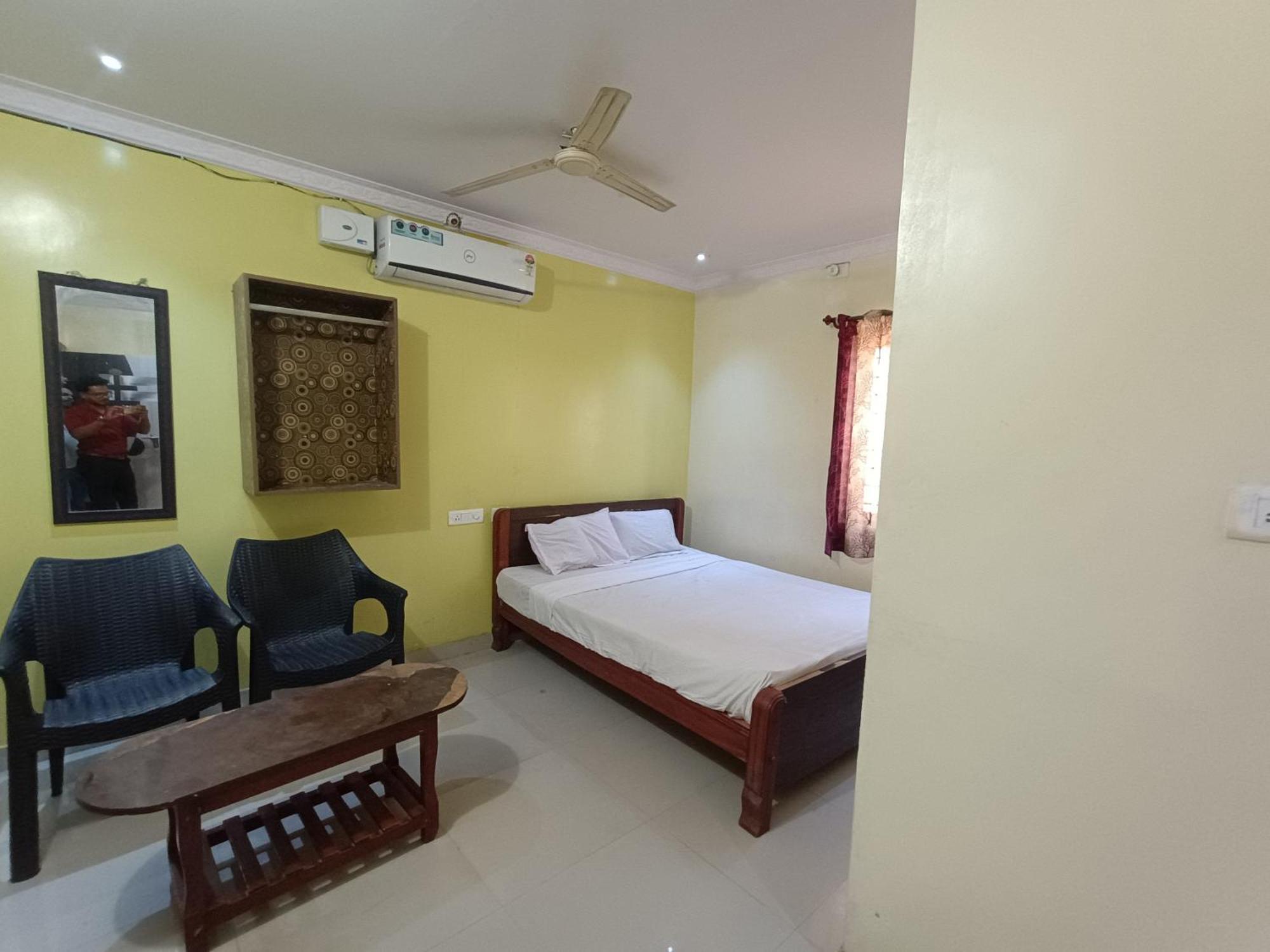 Hotel Malnad Grand Inn Kumbalgod Exterior photo